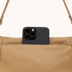 *BeverlyMed-Toasty Sand-BG