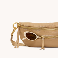 *Charles Crossbody Med-Toasty Sand-BG