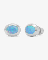 She's a Boss Studs 8mm - Silver/Opal