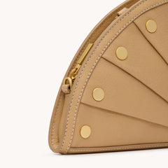 *Shelley Clutch-Toasty Sand-BG