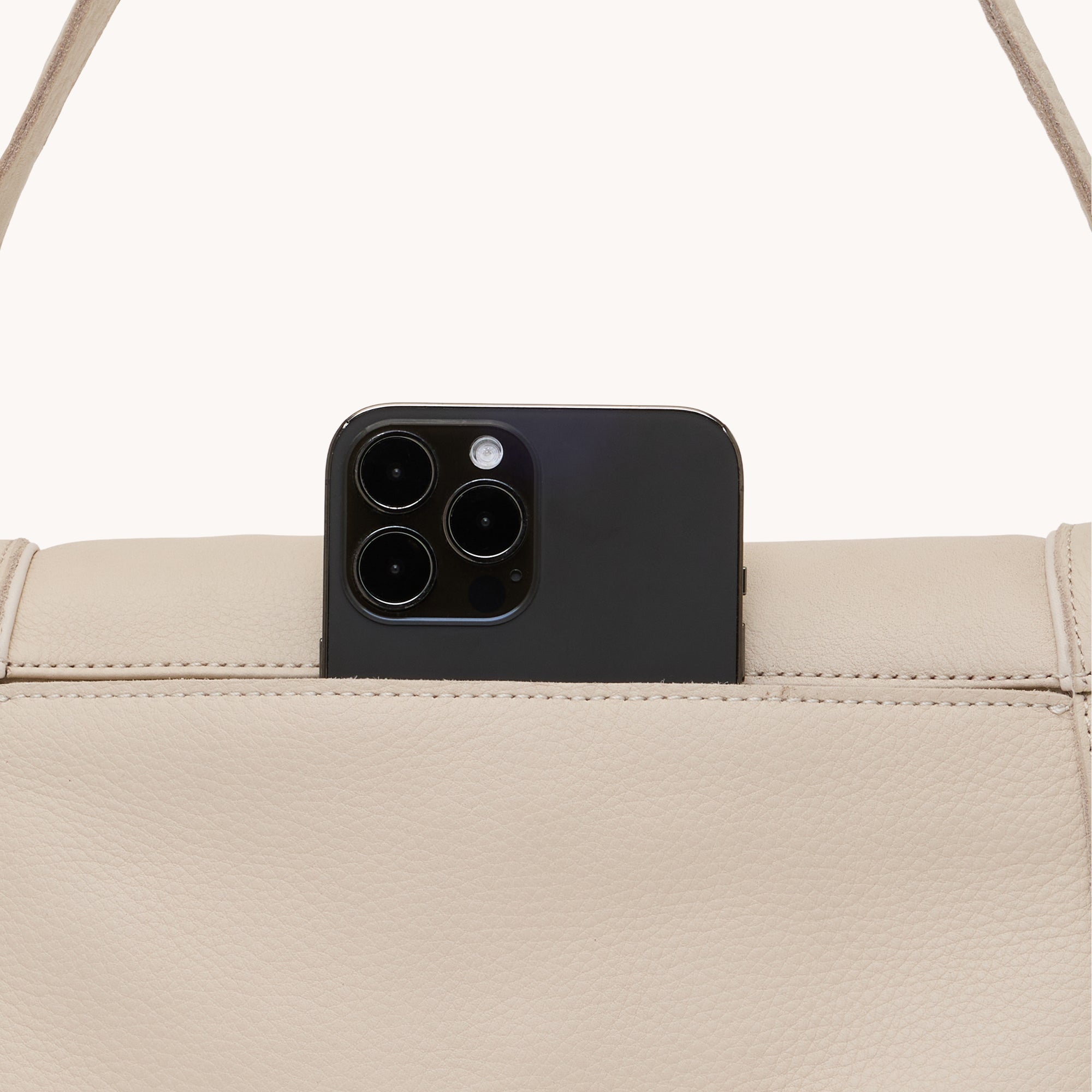 *Meredith Med-Catamaran Cream-BG