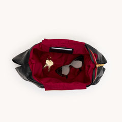 *Tom Zip Med-Black-BG-Red Zip