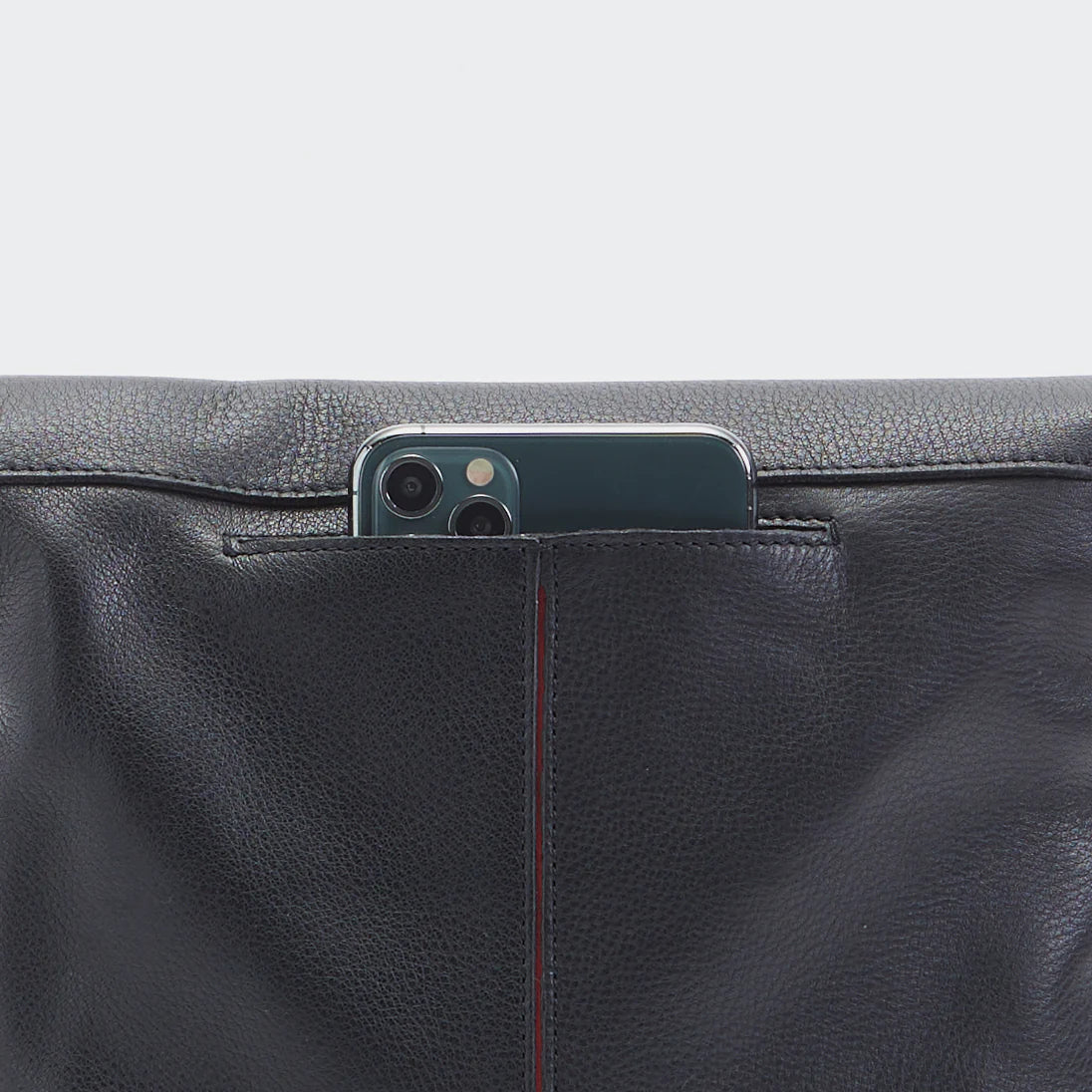 *VIP Med-Blk-GM R-Zip