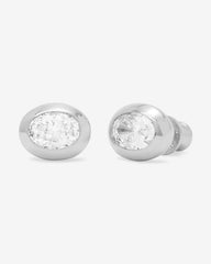 She's a Boss Studs 8mm - Silver