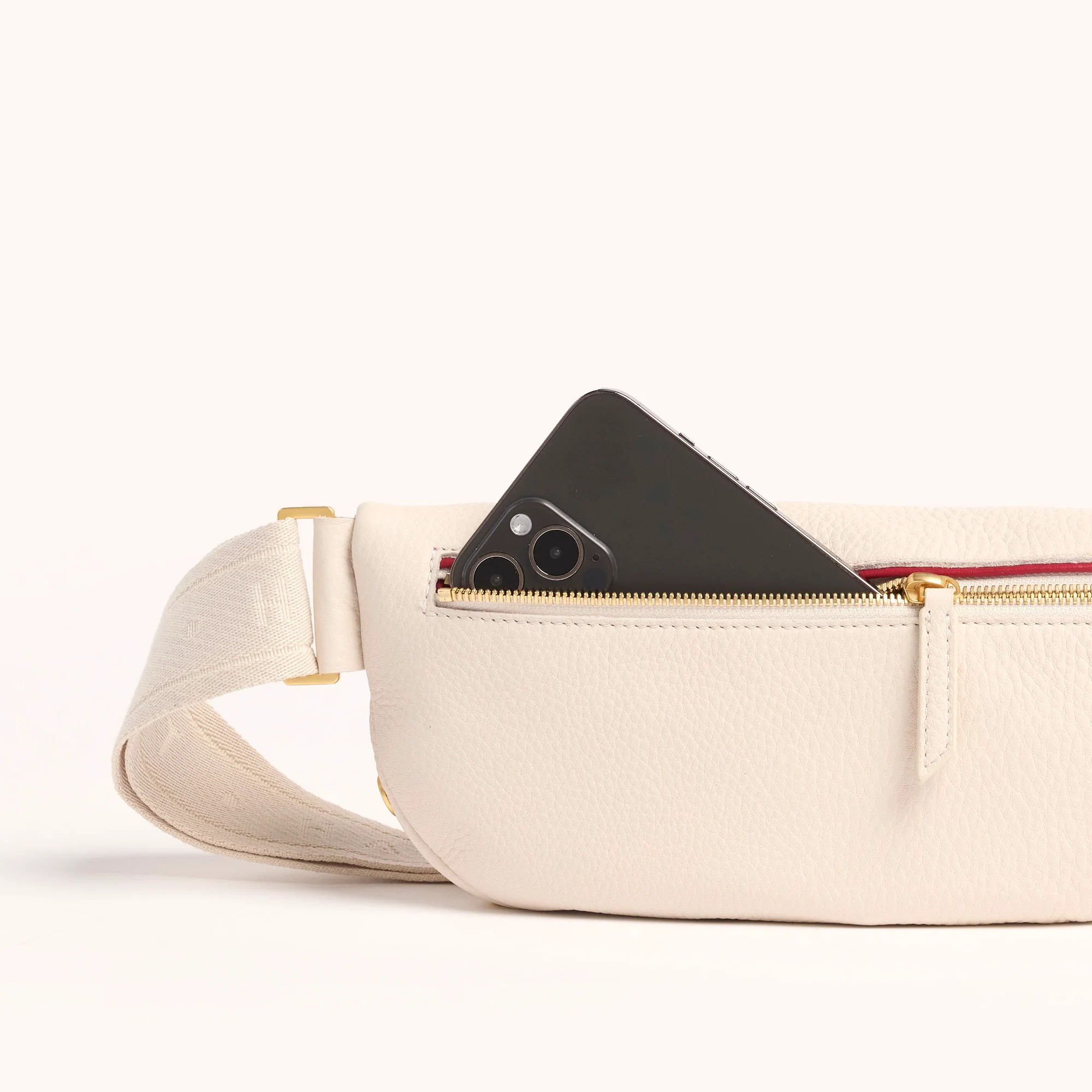 *Charles Crossbody Med-Calla Lily White - BG