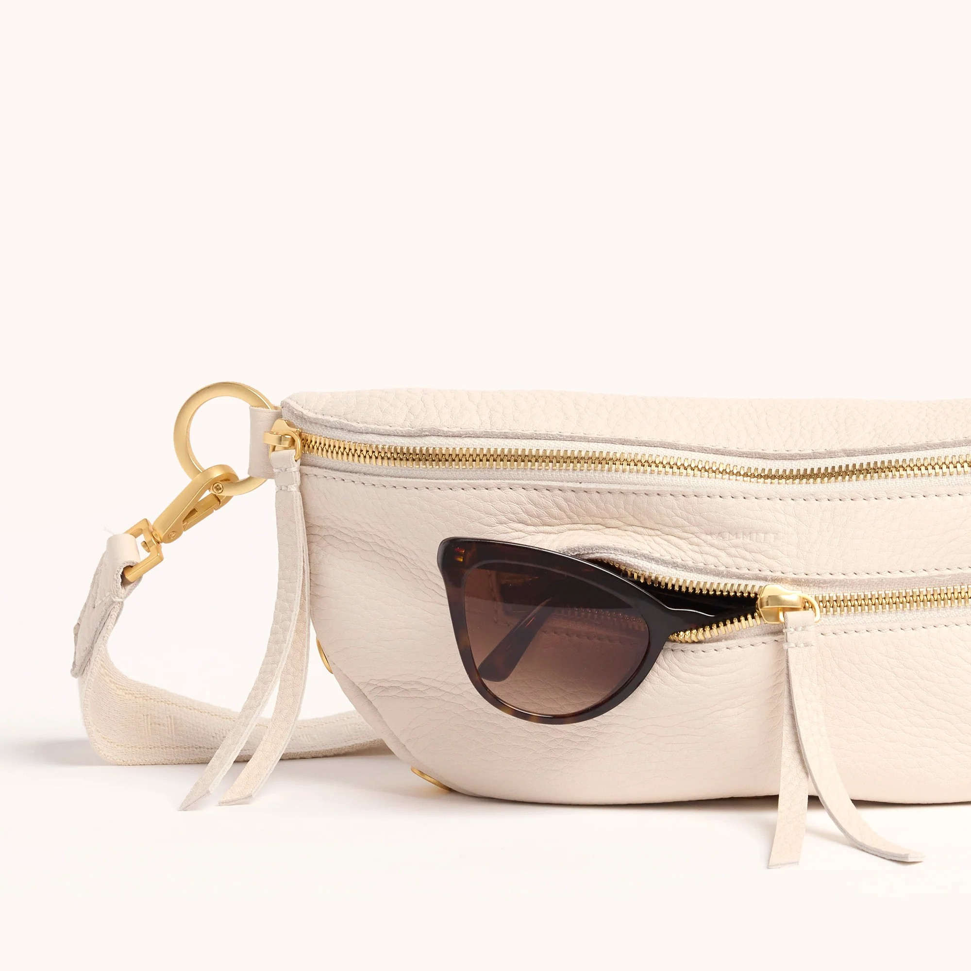 *Charles Crossbody Med-Calla Lily White - BG