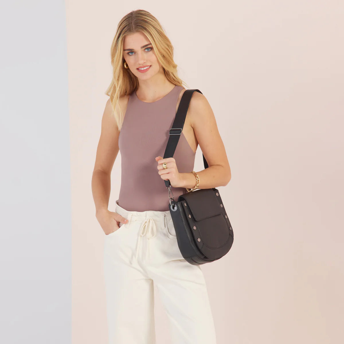Kayce Saddle-Black
